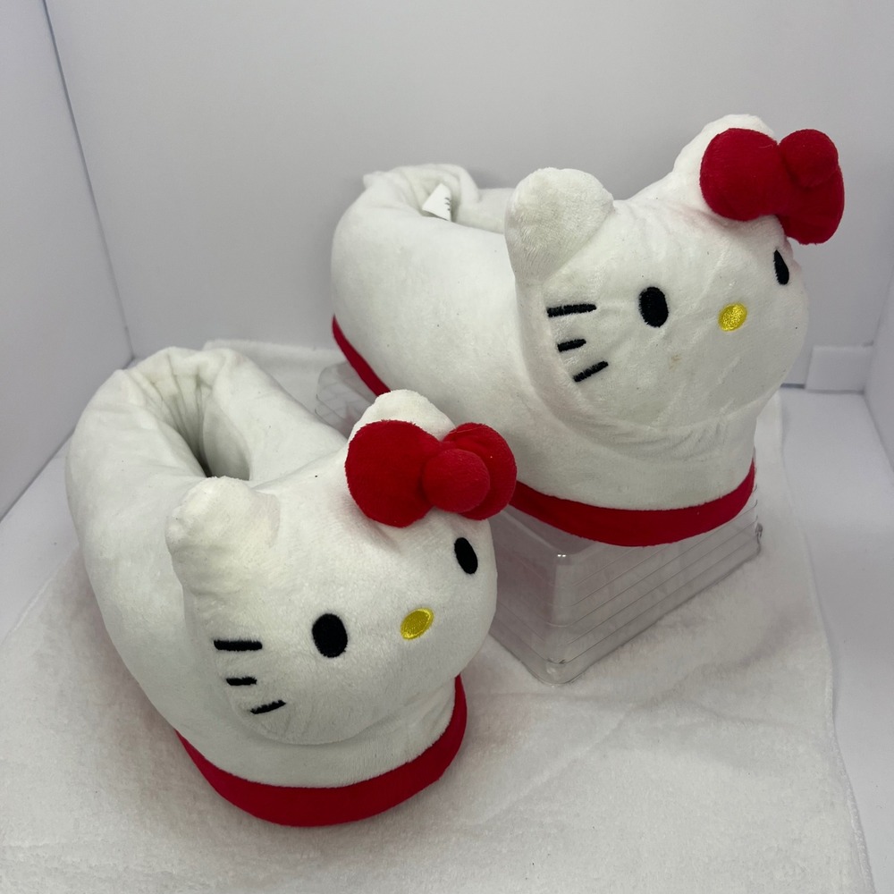 Hello Kitty Slippers Womens Size L White Red Good Plush Novelty Bow Sanrio Cute